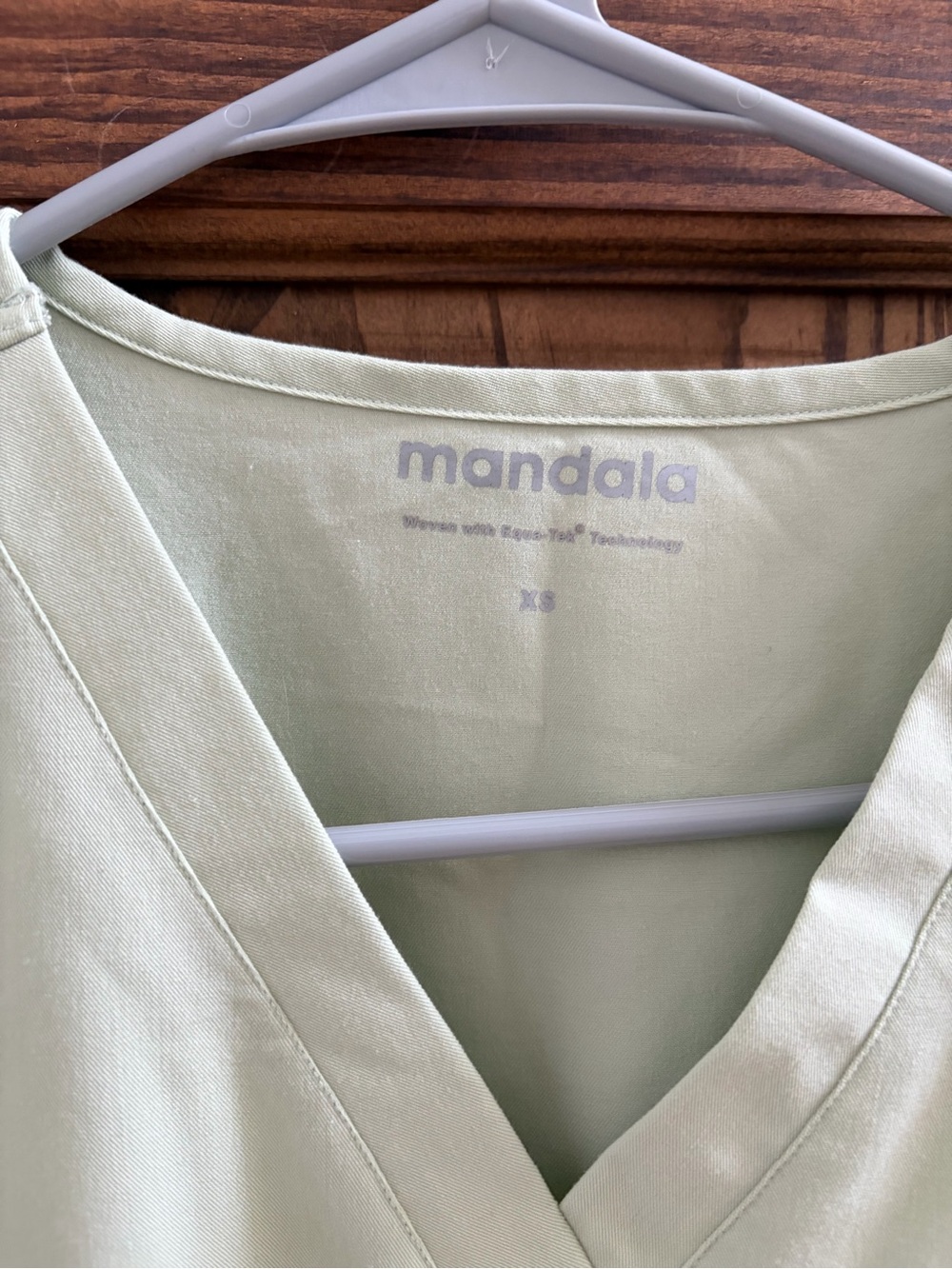 Mandala Scrub Set | Women’s XS | Sage/ lime | jogger set - Picture 2 of 6